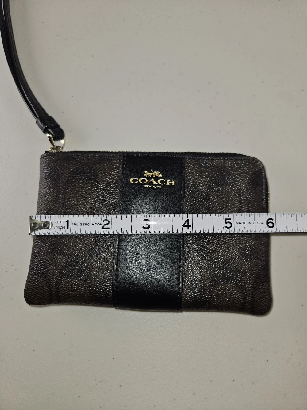Coach Signature Logo Accordian Zip Wallet Brown Wristlet